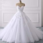 Elegant Tulle Wedding Dresses with Spaghetti Straps and V-NeckGlamorous Style