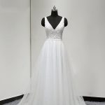 Graceful A-Line Tulle Wedding Dresses with V-NeckGlamorous Style