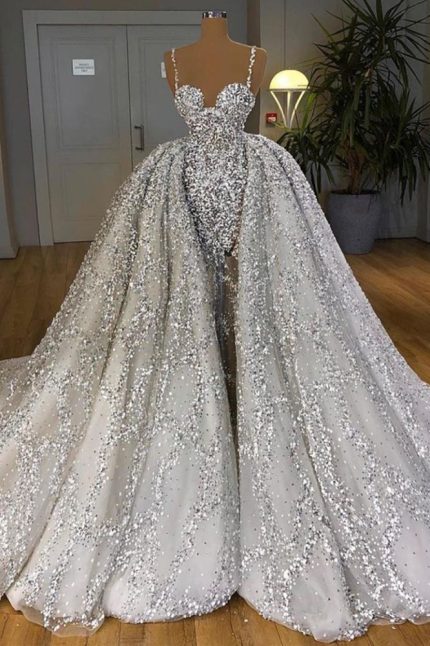 Exquisite Mermaid Ball Gown with Spaghetti Straps Sequins and Tulle for a Glittery Party Look