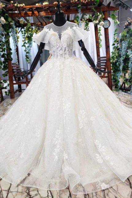 Graceful Ball Gown Wedding Dress with Big Princess Sleeves for a Gorgeous Appearance