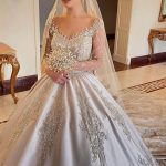 Stunning Sweetheart Pearl Satin Wedding Dress with Beading and Sleevesa Gorgeous Princess Style