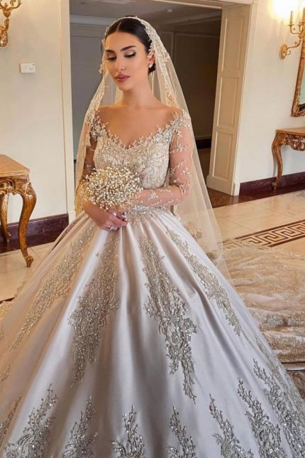 Stunning Sweetheart Pearl Satin Wedding Dress with Beading and Sleevesa Gorgeous Princess Style