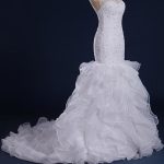 Elegant Covered Button Mermaid Wedding Dresses with Sleeveless Design