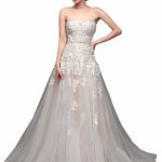 Gorgeous Sleeveless Tulle Wedding Dresses with Sweetheart Neckline