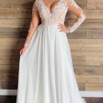 Chic Long Sleeves Lace Ruffles Wedding Dresses with V-Neckline