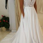 Chic Chiffon Sweetheart Wedding Dress with Pockets Ivory for a Beach Wedding