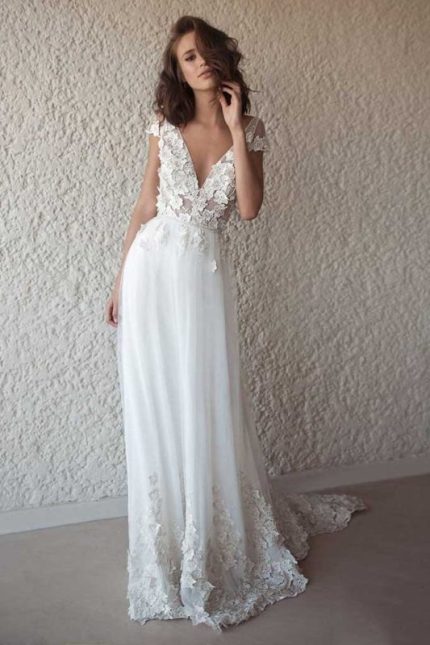 Vintage V-Neck Boho Ivory Wedding Dress with Cap Sleeves and Lace Appliques