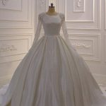 Stunning Backless Mermaid Wedding Dress with Spaghetti Straps Court Train Lace and Tulle Ivory