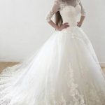 Vintage Bateau Appliques Wedding Dress with Puffy Half Sleeves and Ivory Tulle