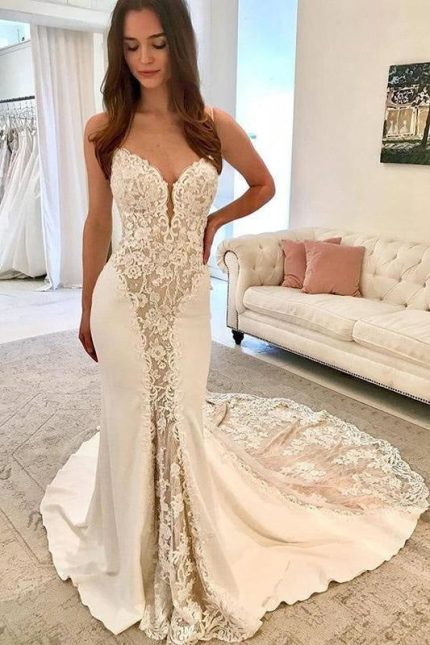 Gorgeous Vintage Mermaid Wedding Dress with Lace Spaghetti Straps Ivory
