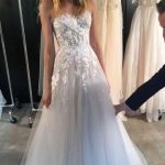 Sexy Lace Appliqued Wedding Dress with Strapless Tulle Long Length and Ivory Color