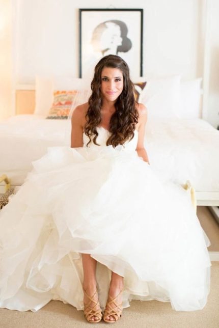 Ruffled Beach Wedding Dress with Sweetheart Neckline and Long Tulle Ivory