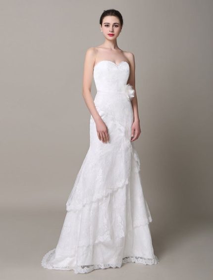 Tiered Flowers Lace Wedding Gown with Strapless Neckline