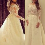 Scalloped Court Wedding Dress with Sash ButtonsLace Tulle A-Line Style