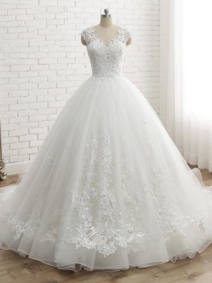 Tulle Ball Gown Wedding Dresses with Lace-Up Design