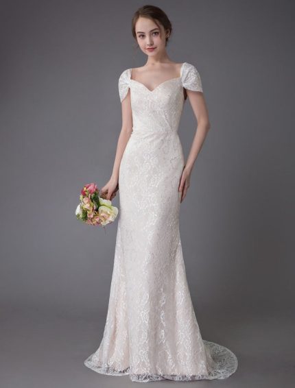 Vanilla Cream Bridal Dress with Short Sleeves and Sweetheart NecklineMermaid Wedding Dress with Train