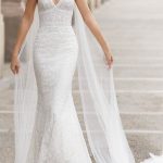 Mermaid Sleeveless Lace Tulle V-Neck Bridal Gowns with TrainLace Wedding Dress