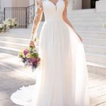 Chiffon V Neck A-Line Long Sleeve Lace Applique Beach Wedding Dress with Train
