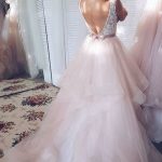 A-Line Wedding Dress with Appliques Lace and Backless Design