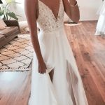 Deep V-Neck Spaghetti Strap Lace Tulle Backless Wedding Dress