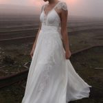 Lace Cap Sleeve Backless Court Chiffon Wedding Dress with Bowknot