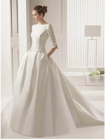 Deep V-Neck Tulle Spaghetti Straps Wedding Dress with Lace Backless DesignLong A-Line Style