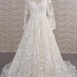 Sweetheart Applqiues Tulle Wedding Dress with Sleeves in Long A-Line Style
