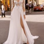 Sweetheart Lace Tulle Chiffon Wedding Dresses with Sleeves in Long A-Line Style