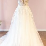 Sweetheart Spaghetti Straps Tulle Wedding Dress in Long A-Line Style