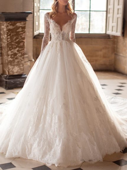 Court Train Lace Tulle Backless Wedding Dresses with Sleeves in Long A-Line V Neck Style