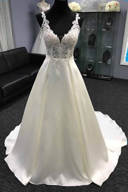 Halter Satin Wedding Dress with V Neck in Long A-Line Style
