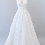 Open Back Appliques Lace Tulle Wedding Dress with V Neck in Long A-Line Style