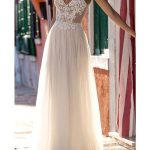 Spaghetti Strap Tulle Backless Wedding Dresses with V Neck in Long A-Line Style