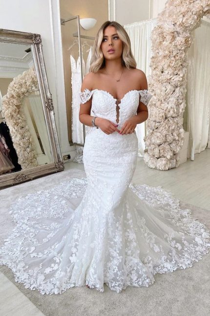 Lace Backless Off-the-Shoulder Tulle Wedding Dress