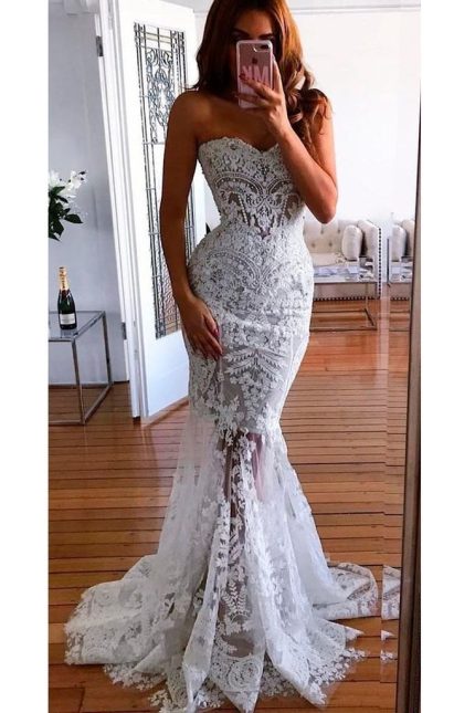 Sweetheart Lace Appliques See-through Mermaid Wedding Dress