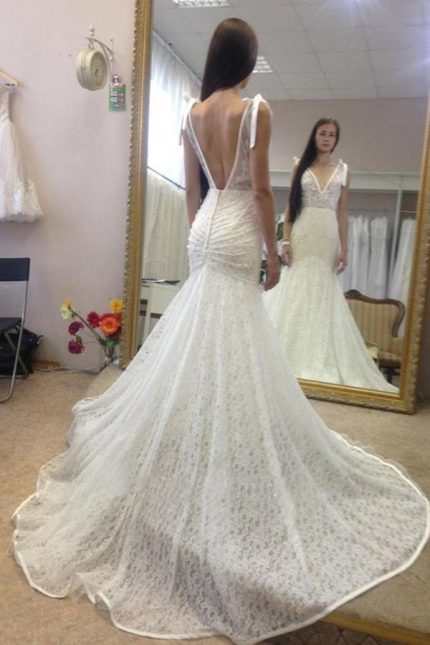 Lace Open Back V-Neck Mermaid Wedding Dress