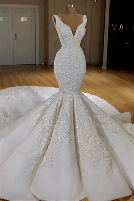 Exquisite V-Neck Lace Mermaid Bridal Gown