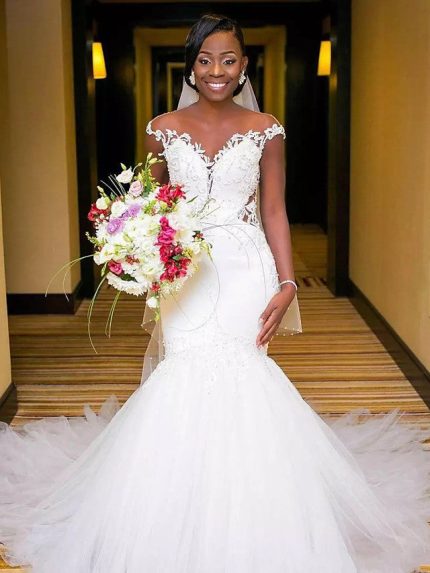 Chapel Train Backless Lace V-Neck Mermaid Wedding Gowns