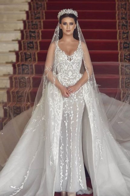Detachable Train V-Neck Tulle Lace Mermaid Wedding Gown