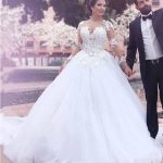 Retro Sheer Tulle Mermaid Bridal Gown with Lace Sleeves