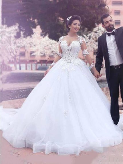 Retro Sheer Tulle Mermaid Bridal Gown with Lace Sleeves