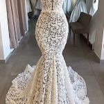 Romantic Bridal Gowns for Garden Wedding with Luxurious Plunging V-Neck Mermaid Lace Wedding Dresses