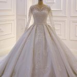 Appliques Beadings Wedding Dress with Luxurious White Long Sleeves