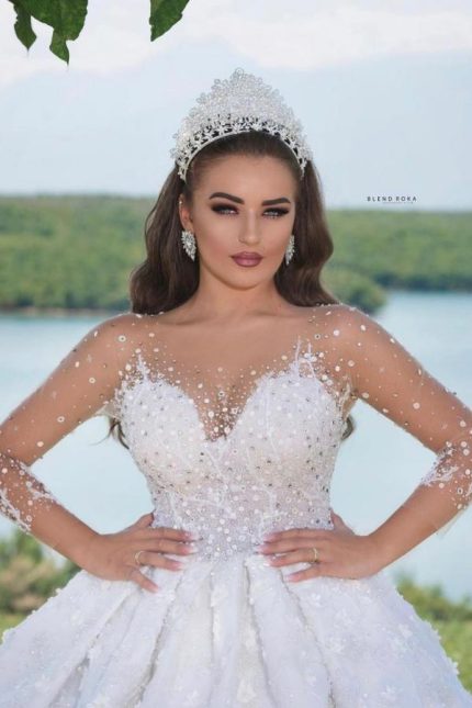 Glitter Wedding Dress with Sleeves Luxury Long Ball Gown Sweetheart Beads