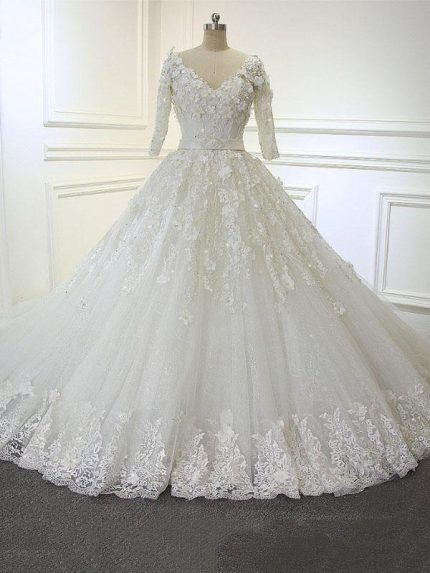 Lace Wedding Dresses with Sleeves Luxury Long Ball Gown V Neck