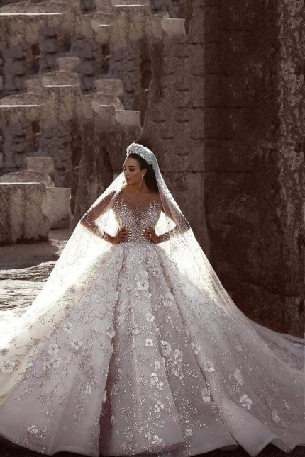 Lace Ball Gown Beaded Wedding Dress Luxury Long Sleeve