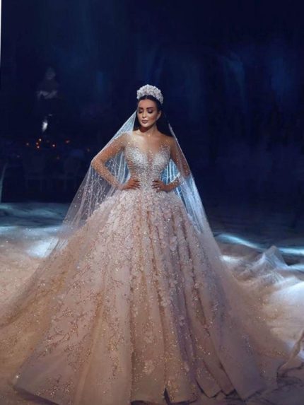 Royal Ball Gown Wedding Dresses Luxury Long Sleeve V Neck