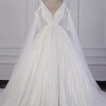 Beadings Wedding Dress Tulle Sleeveless Sequined Bridal Gowns Luxury V-Neck