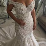 Applique Beading Wedding Dress with Floor Length Off-the-shoulder Mermaid
