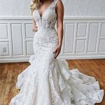 Modern Lace V Neck Mermaid Wedding Dresses Sleeveless with Ruffles